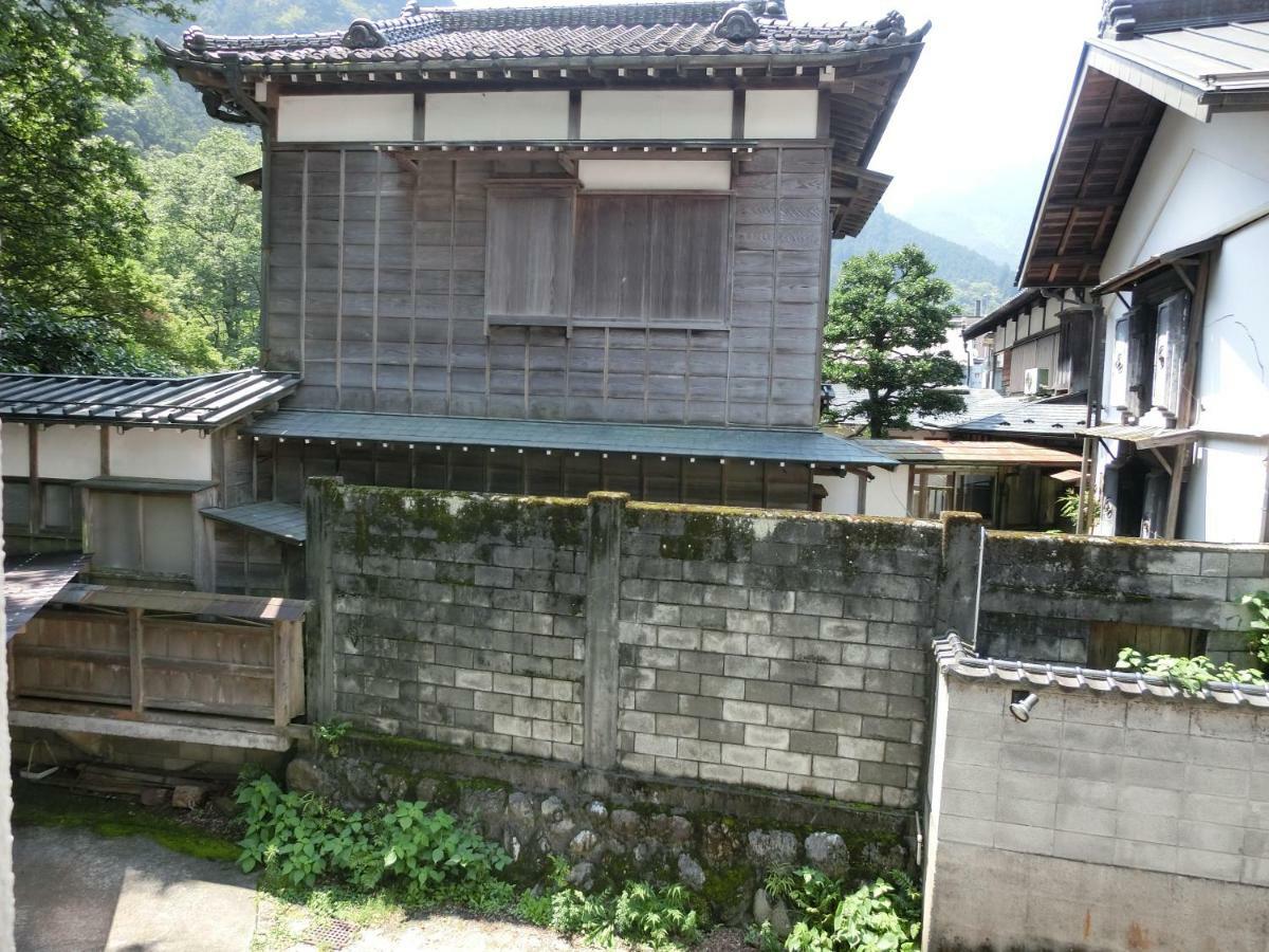 Отель Shogetsudo Окутама Экстерьер фото
